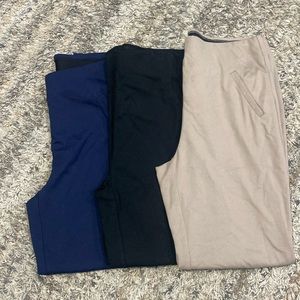 Chico’s ponte knit pull on ankle pant set/3 sz 1 (8) navy blue taupe bla…